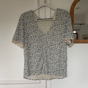 Sezane Floral V-Neck Top with Lace Trim size S